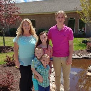 Meet your Posher, Mandy